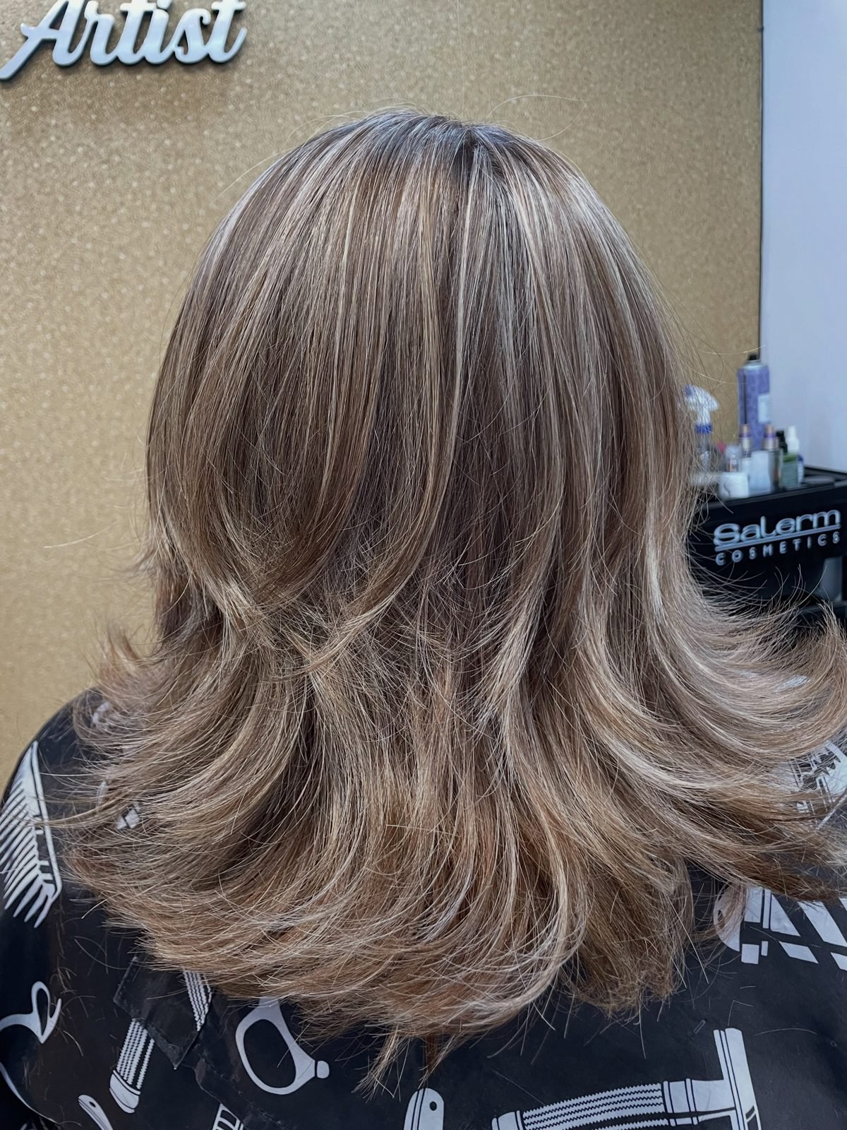 Corte en capas con mechas